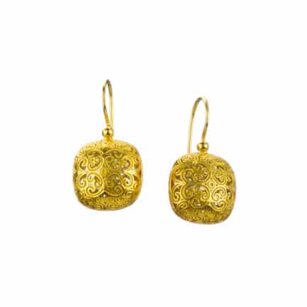 Cushion Earrings in Gold plated silver 925