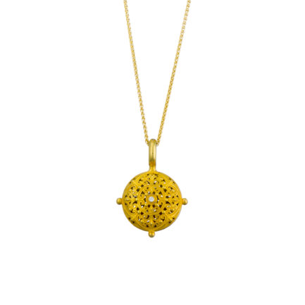 Round Pendant Filigree in Gold plated silver 925