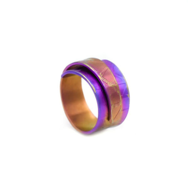 Anodized Titanium Double Entangled Textured Ring - Image 3