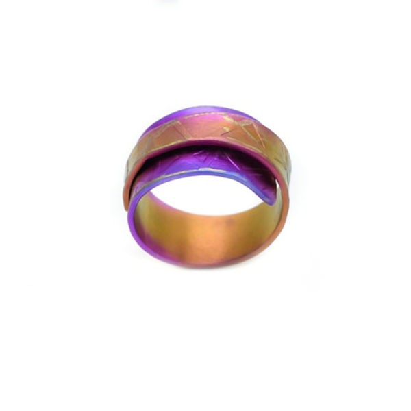 Anodized Titanium Double Entangled Textured Ring - Image 2