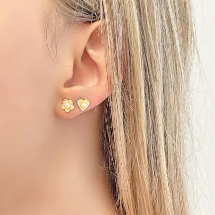 Small Golden Flower Akoya Pearl Center 3.5mm 4A Stud Earrings
