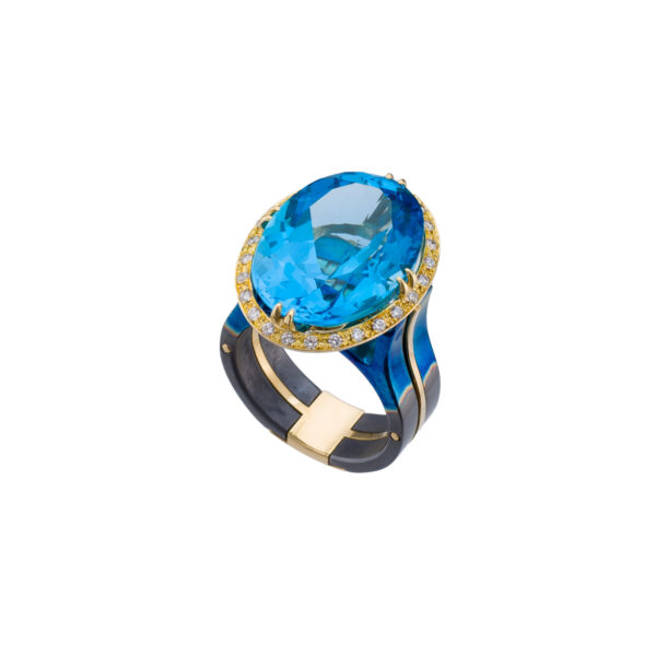 Titanium Ring with Blue Topaz oval with Diamond halo - Image 5