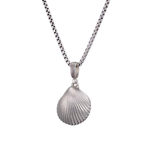 Seashell Locket Pendant in 18k Yellow Gold and Silver Photo Remembrance