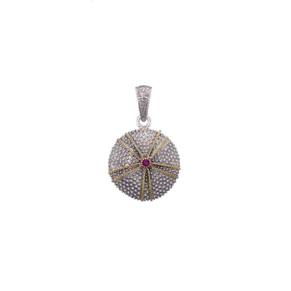 Seashell Round Locket Pendant in 18k Yellow Gold with Ruby and Silver